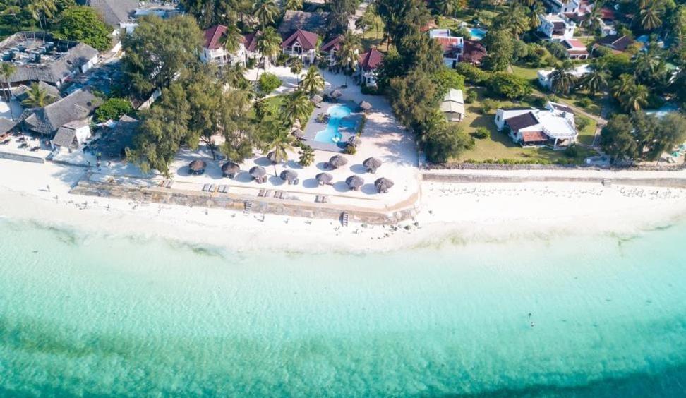 Smiles Beach Hotel Nungwi Luaran gambar
