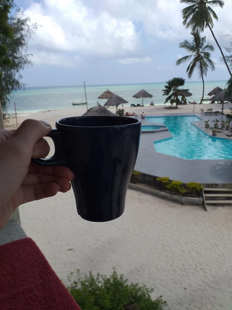 Smiles Beach Hotel Nungwi Luaran gambar