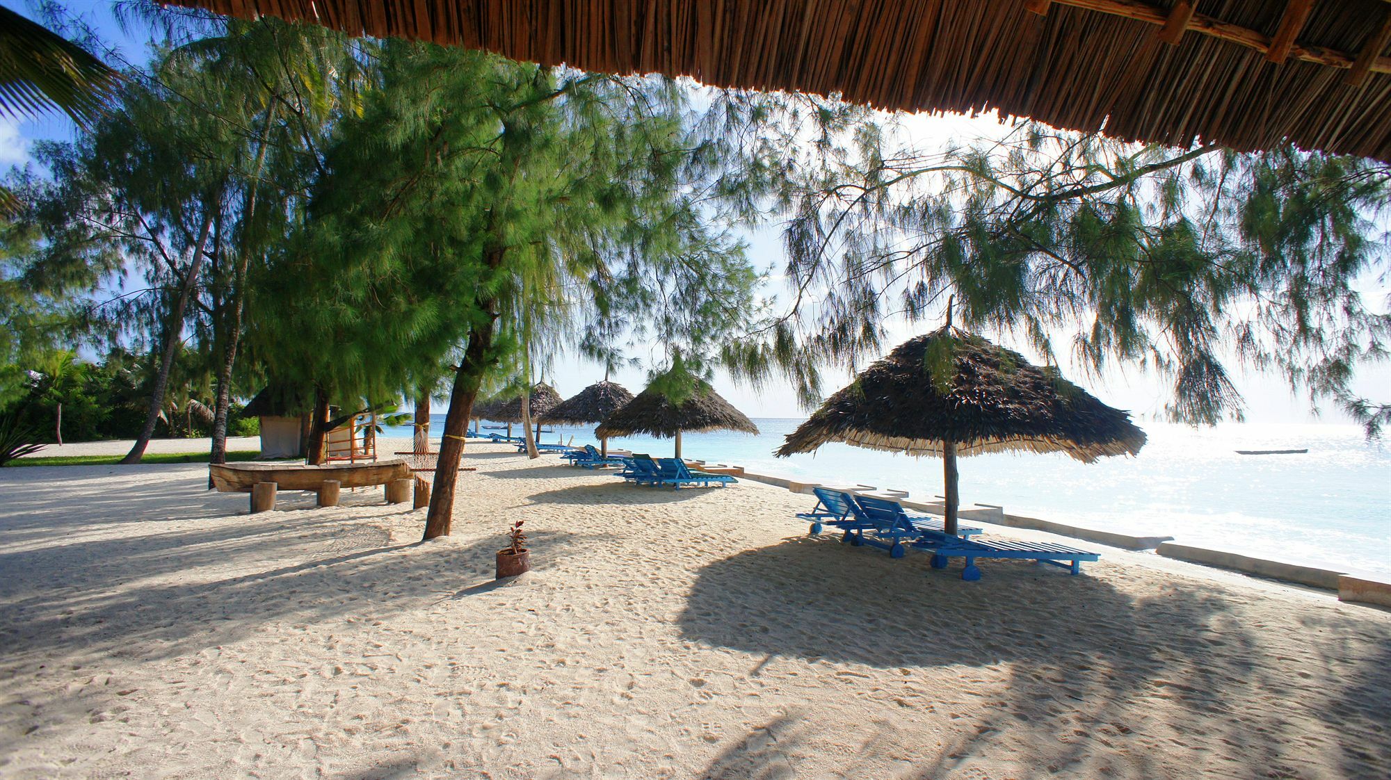 Smiles Beach Hotel Nungwi Luaran gambar
