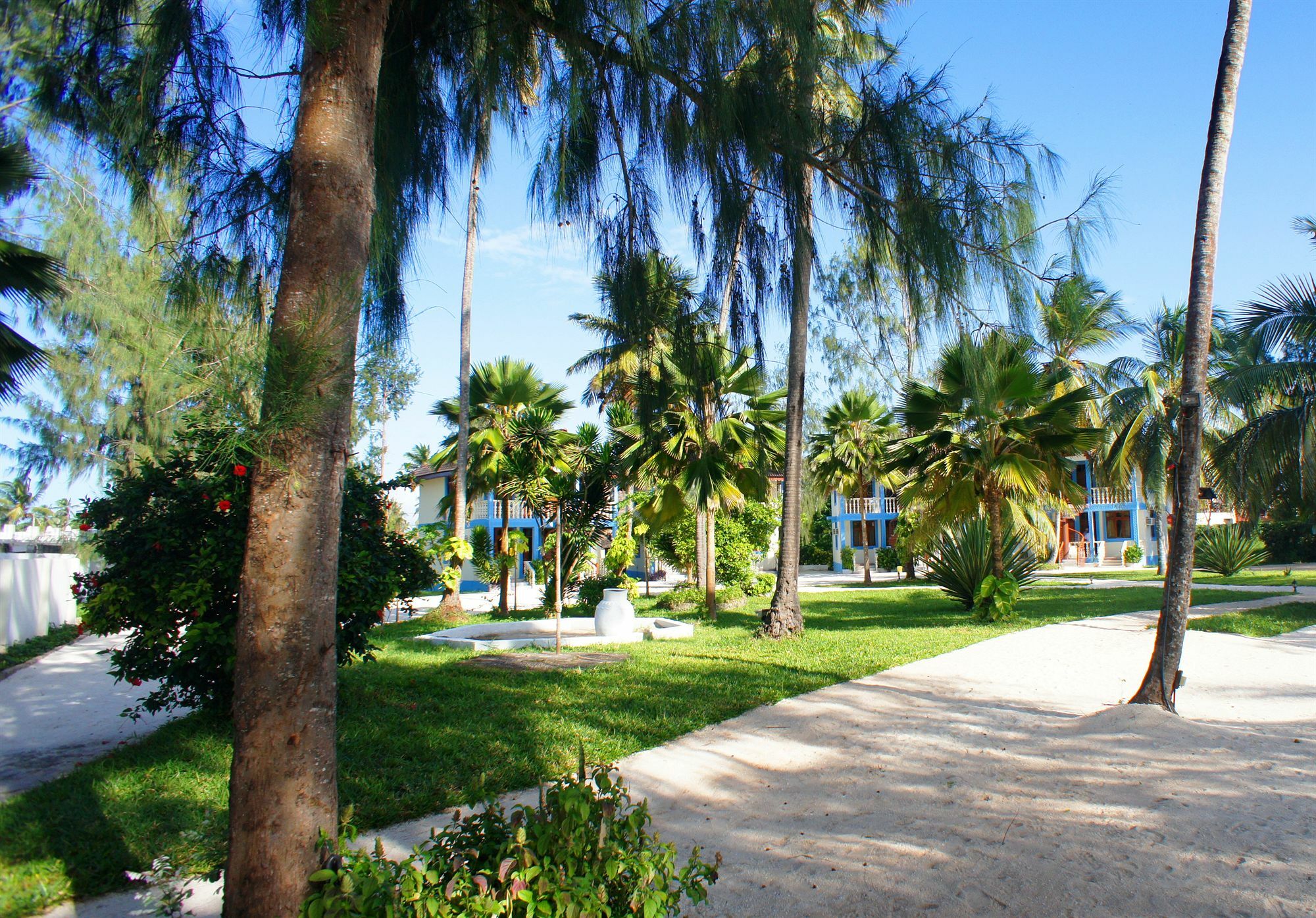 Smiles Beach Hotel Nungwi Luaran gambar